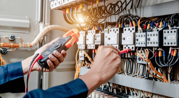 Best Local Electrician Companies  in South Russell, OH
