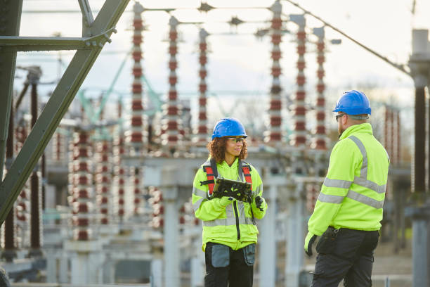 Best Electrical Repair Services  in South Russell, OH